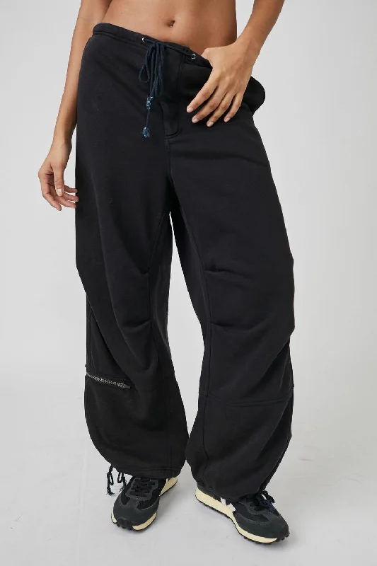 Weekend Discounts to Delight Sway Pants In Black