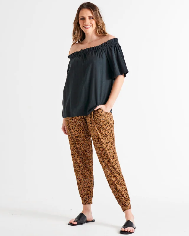 Weekend Discounts to Enjoy Betty Basics Paris Pant Wild Print