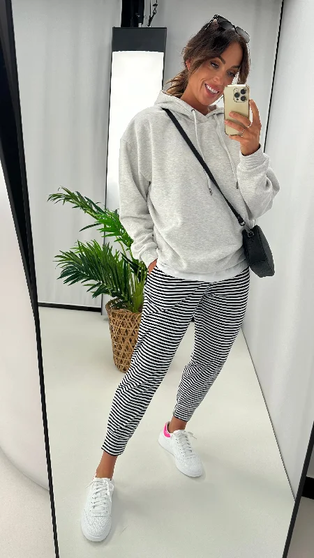 Now or Never Silent Theory Falling Bricks Stripe Pant Navy