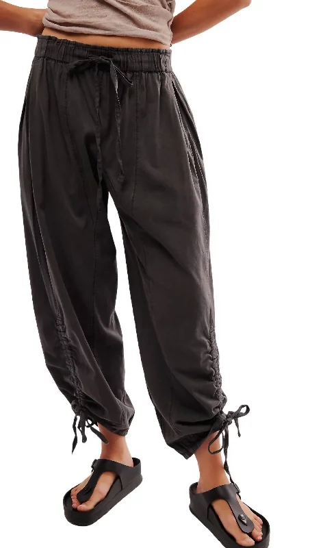 Friends and Family Sale Hadley Poplin Pant In Black