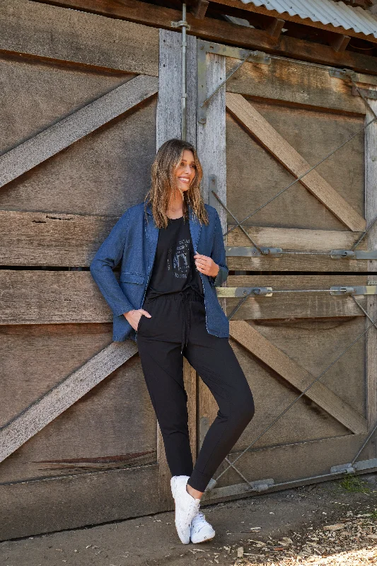 Weekend Discounts You Deserve Betty Basics Cara Travel Jogger Black