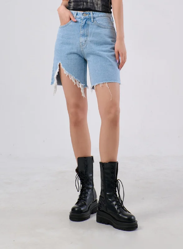 Limited Availability Ripped Denim Bermuda Shorts IA305