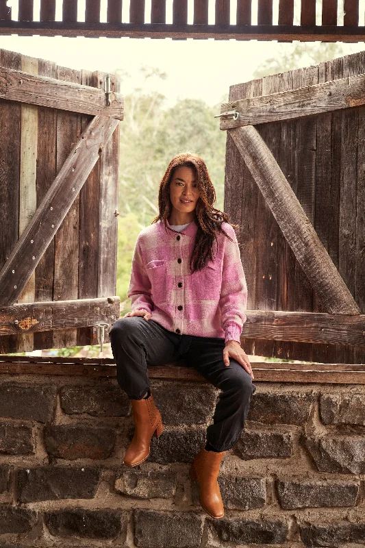 Celebrate the Weekend with Discounts Betty Basics Canterbury Lyocell Cargo Charcoal