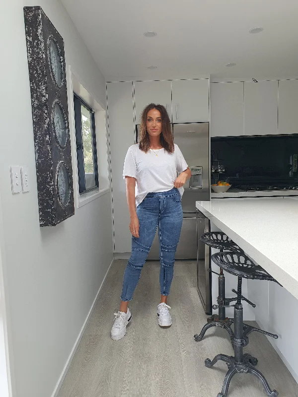 Value Deals Shine On Label Mykel Pull On Paneled Jeans Indigo