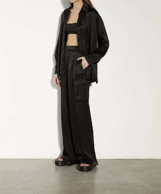 Extra Savings Textured Satin Cargo Pant In Black