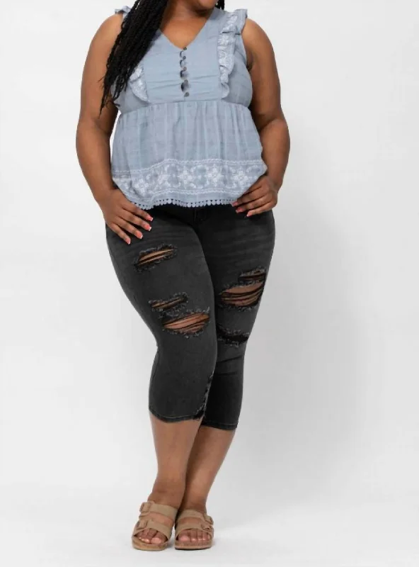 Deal Dash Almost Friday Skinny Capri In Black
