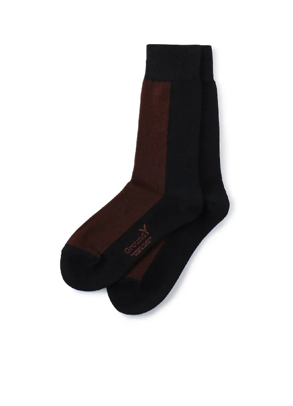 Pay Less FRONT AND BACK TWO COLOR SOCKS