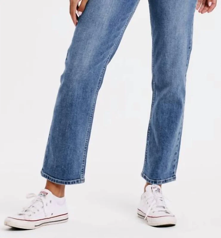 Great Bargains 90's Straight Leg Jean In Bisbee Wash