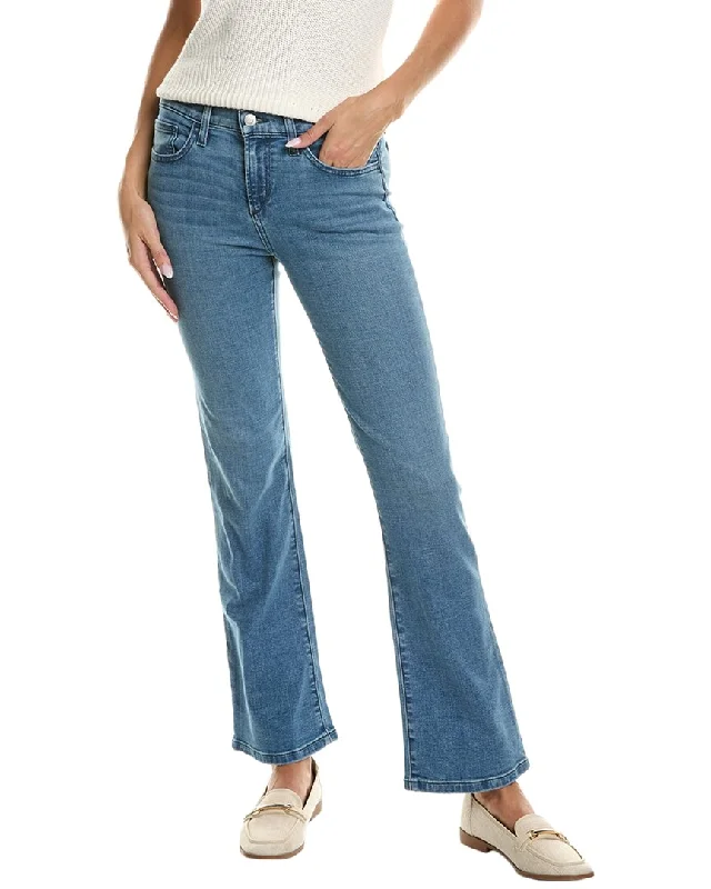 Can't Miss JOE'S Jeans Petite Bootcut