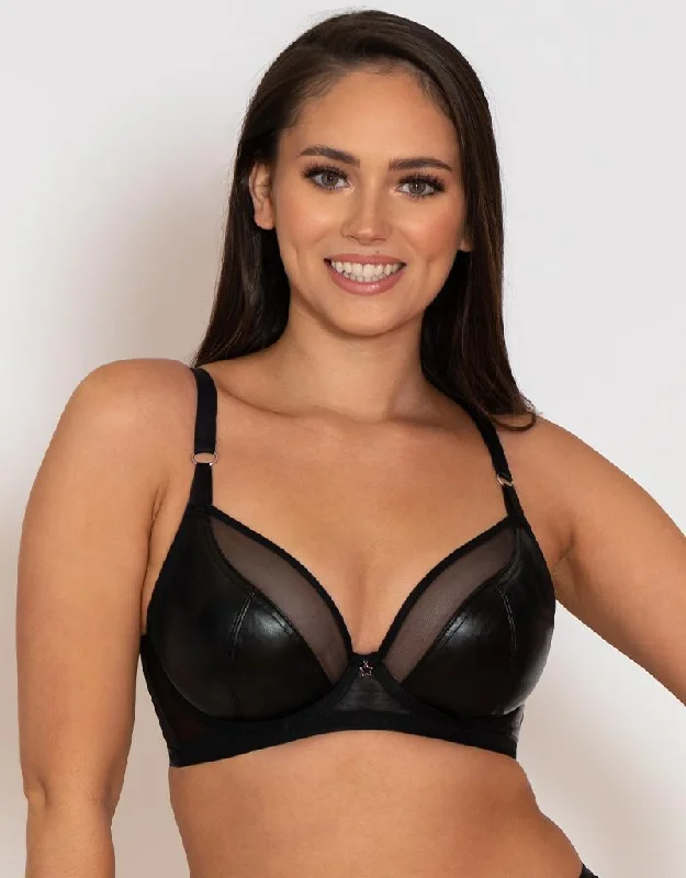 Weekend Specials to Relish Lucky Star Plunge Bra Black- CK031101