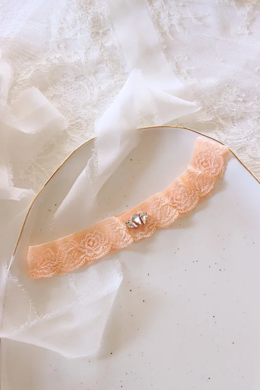 New Arrival PECHE | CORAL SINGLE CRYSTAL GARTER