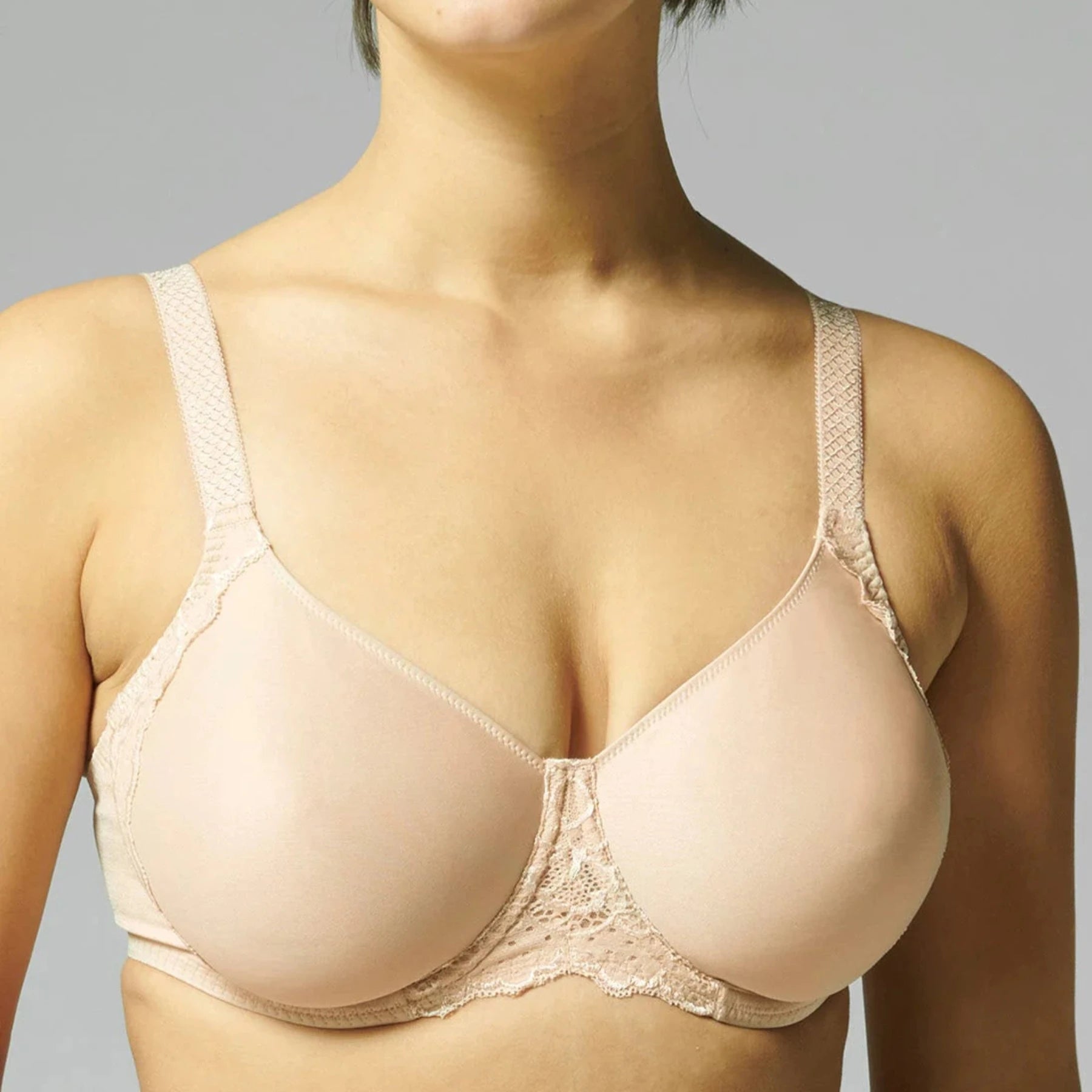 YEAR-End Clearance Caresse Minimizer Bra 12A380 - Peau Rose