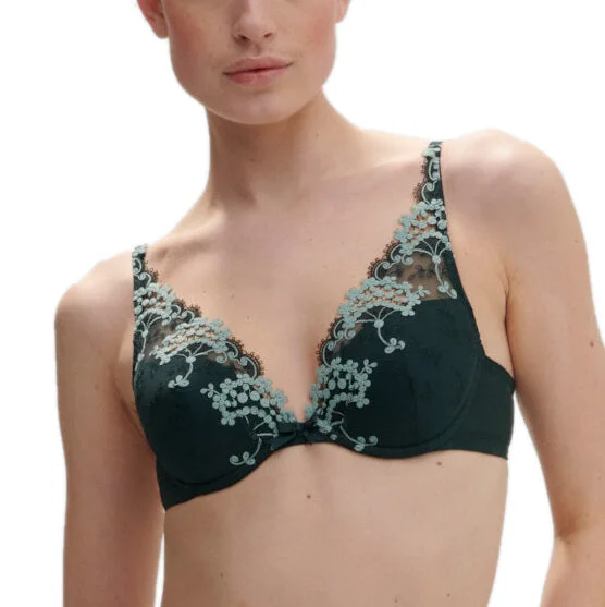 Weekend Extravaganza: Shop Now Simone Pérèle Wish Push Up Triangle Bra - Kolsaï Green Fashion Color
