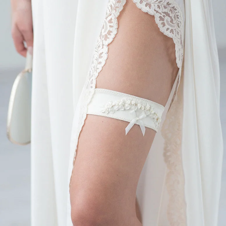 Big Savings Wedding Bridal Garter Champagne Embroidery