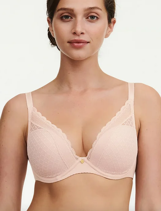 Closeout Sale Chantelle Norah Chic Plunge T Shirt Bra