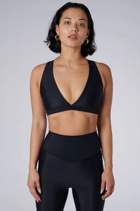 Now or Never Lilly V 2.0 Push Up Sports Bra | Recycled Nylon | Black