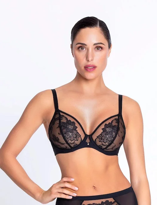 Buy More, Save More Lise Charmel Adorable en Sexy Triangle Underwire Bra