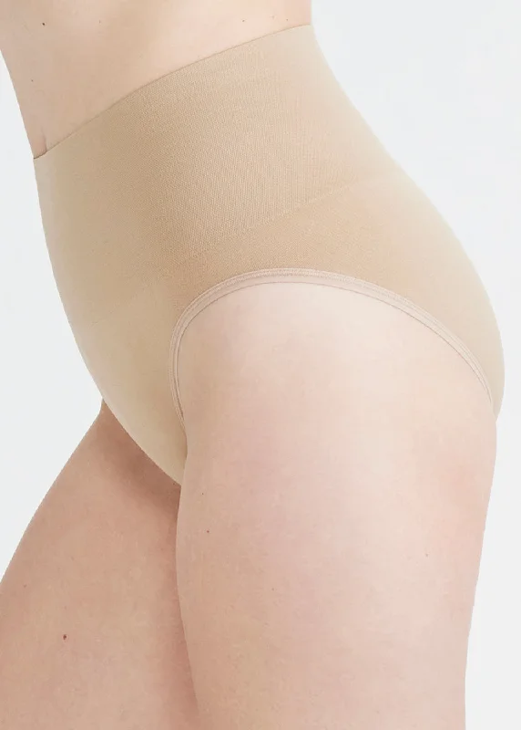 Weekend Specials to Grab Sage Shaping Brief - Seamless