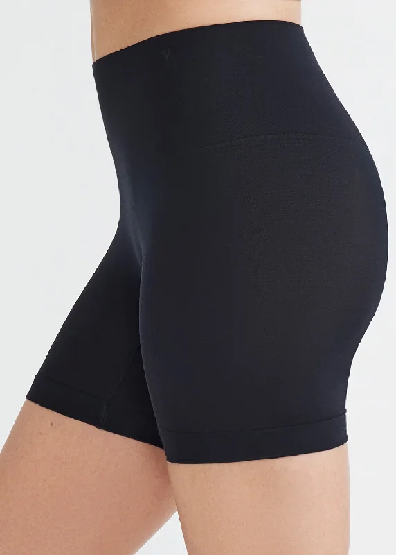 Weekend Offers That Shine Ultralight Shaping Short - Seamless